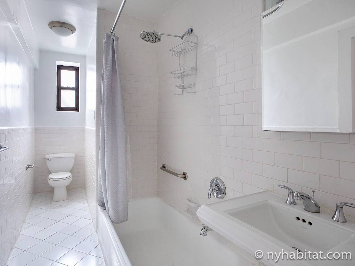 Ba&ntilde;o - Photo 1 de 1