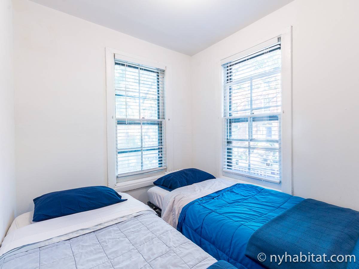New York Apartment 2 Bedroom Apartment Rental in Brooklyn Heights (NY17723)