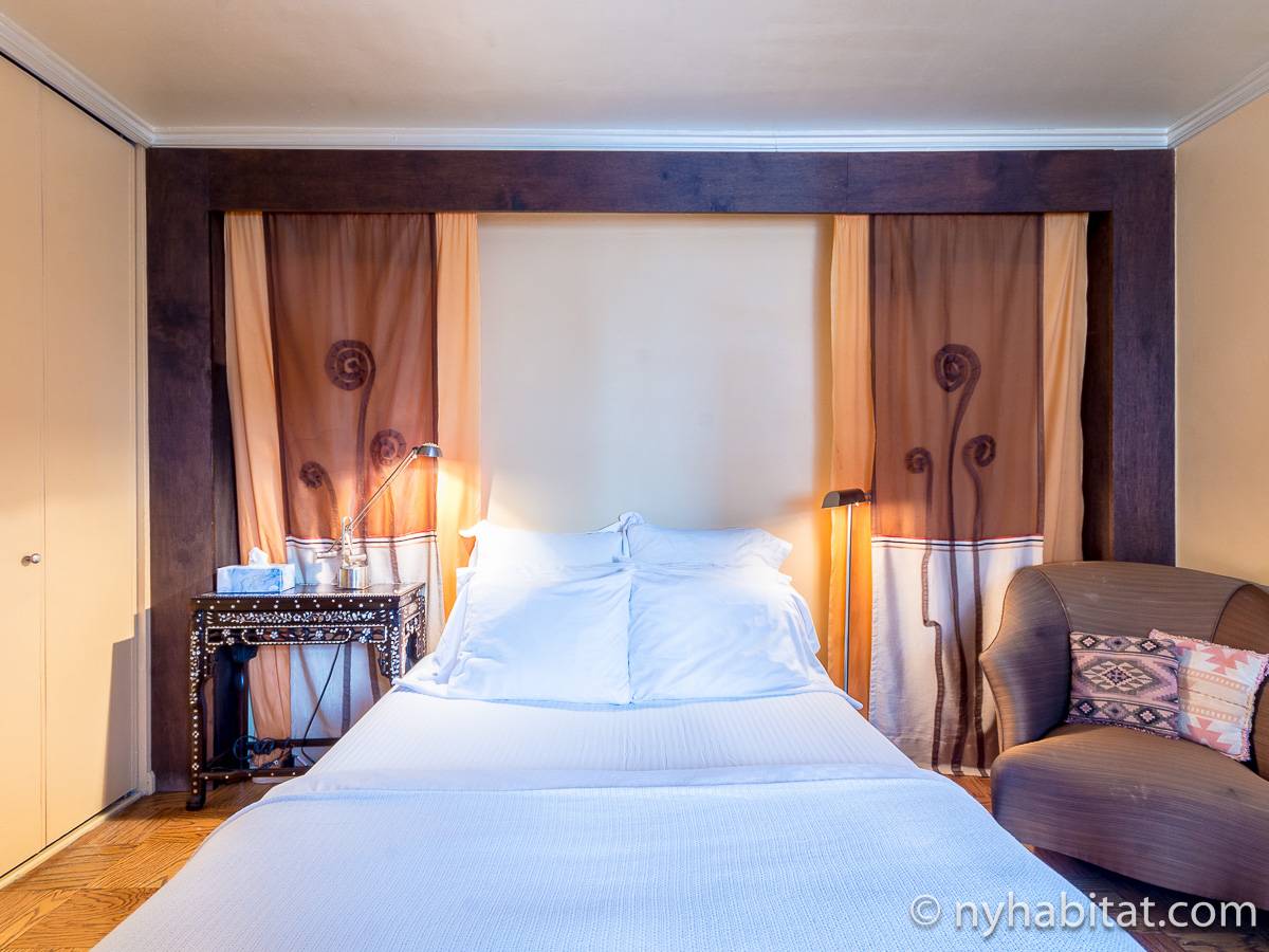 New York Roommate Room for rent in Upper East Side 1 Bedroom