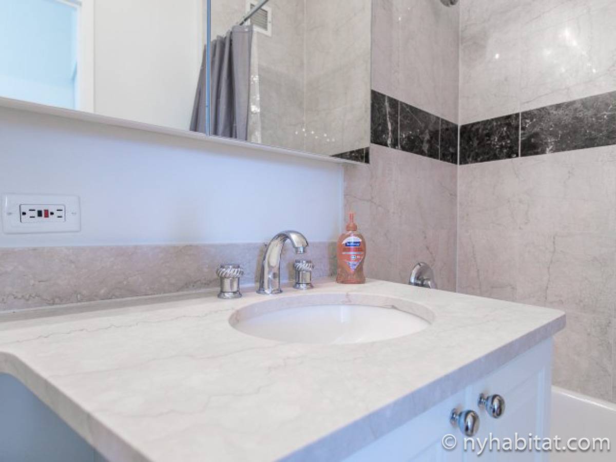 Bagno 1 - Photo 2 di 3