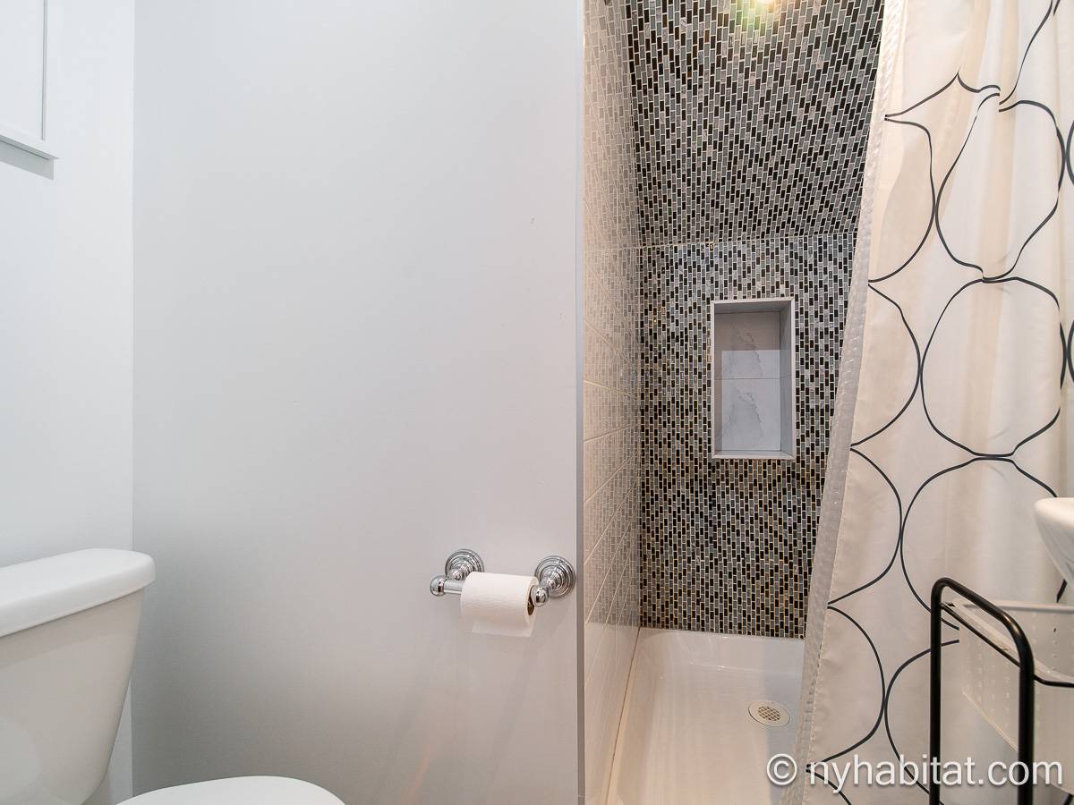 Baño 2 - Photo 2 de 2