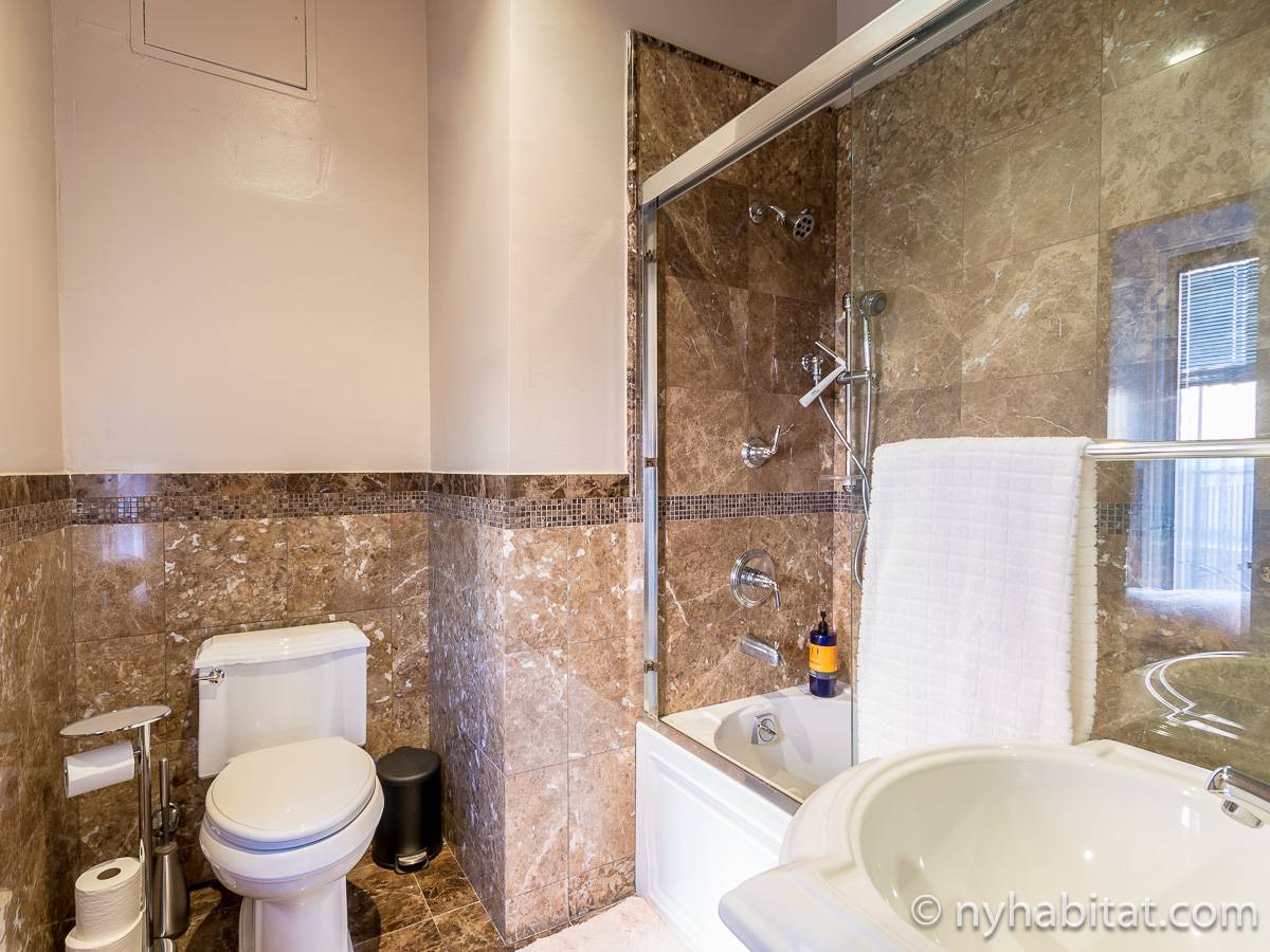 Salle de bain 2 - Photo 1 sur 4