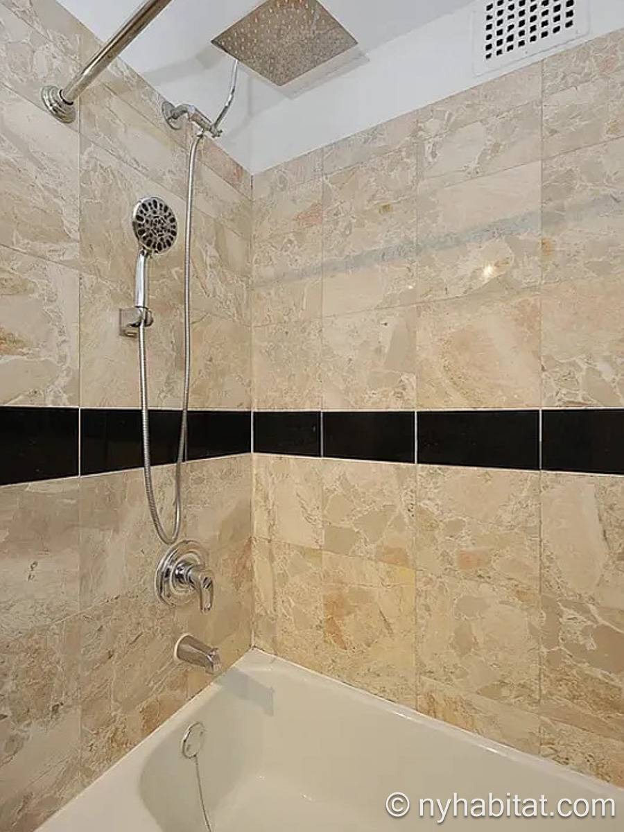 Baño - Photo 2 de 2 Baño - Photo 2 de 2