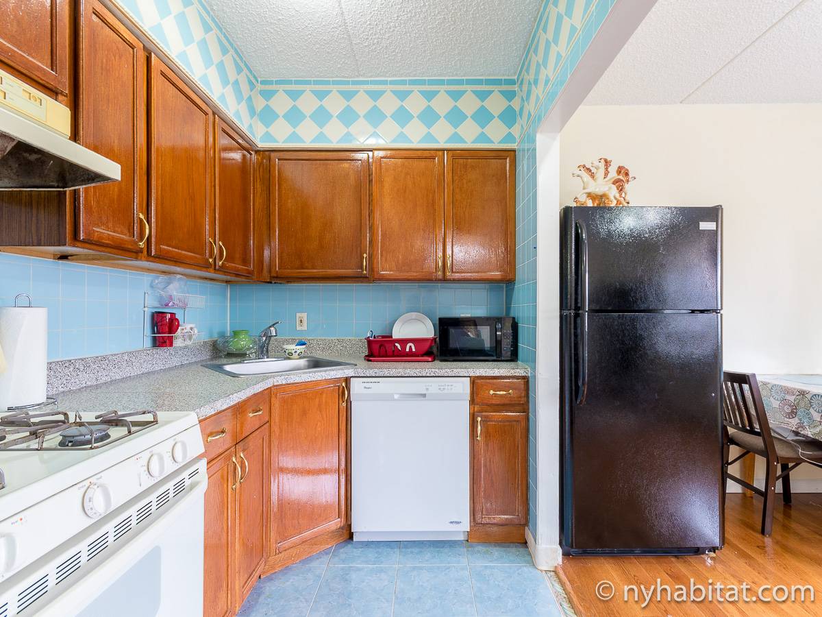 Kitchen - Photo 3 of 3