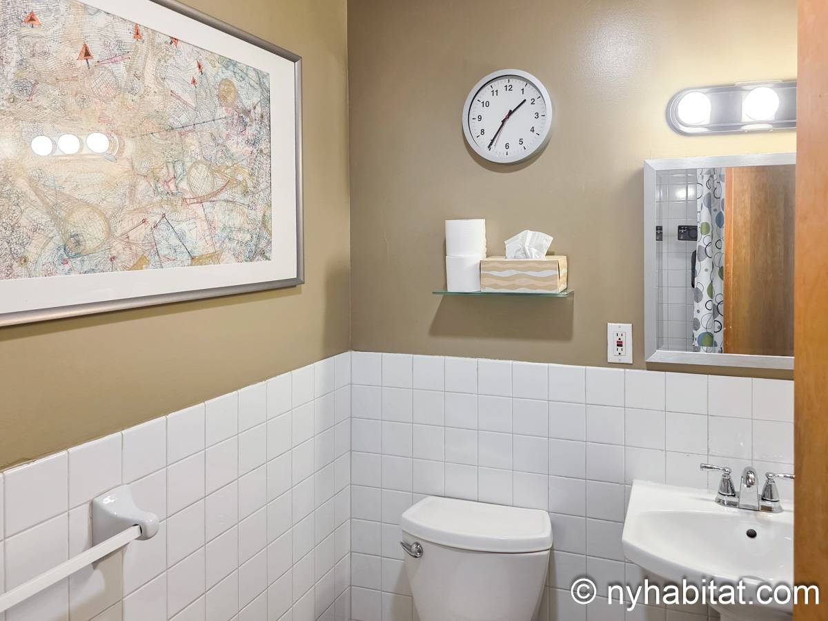 Badezimmer - Photo 1 von 2