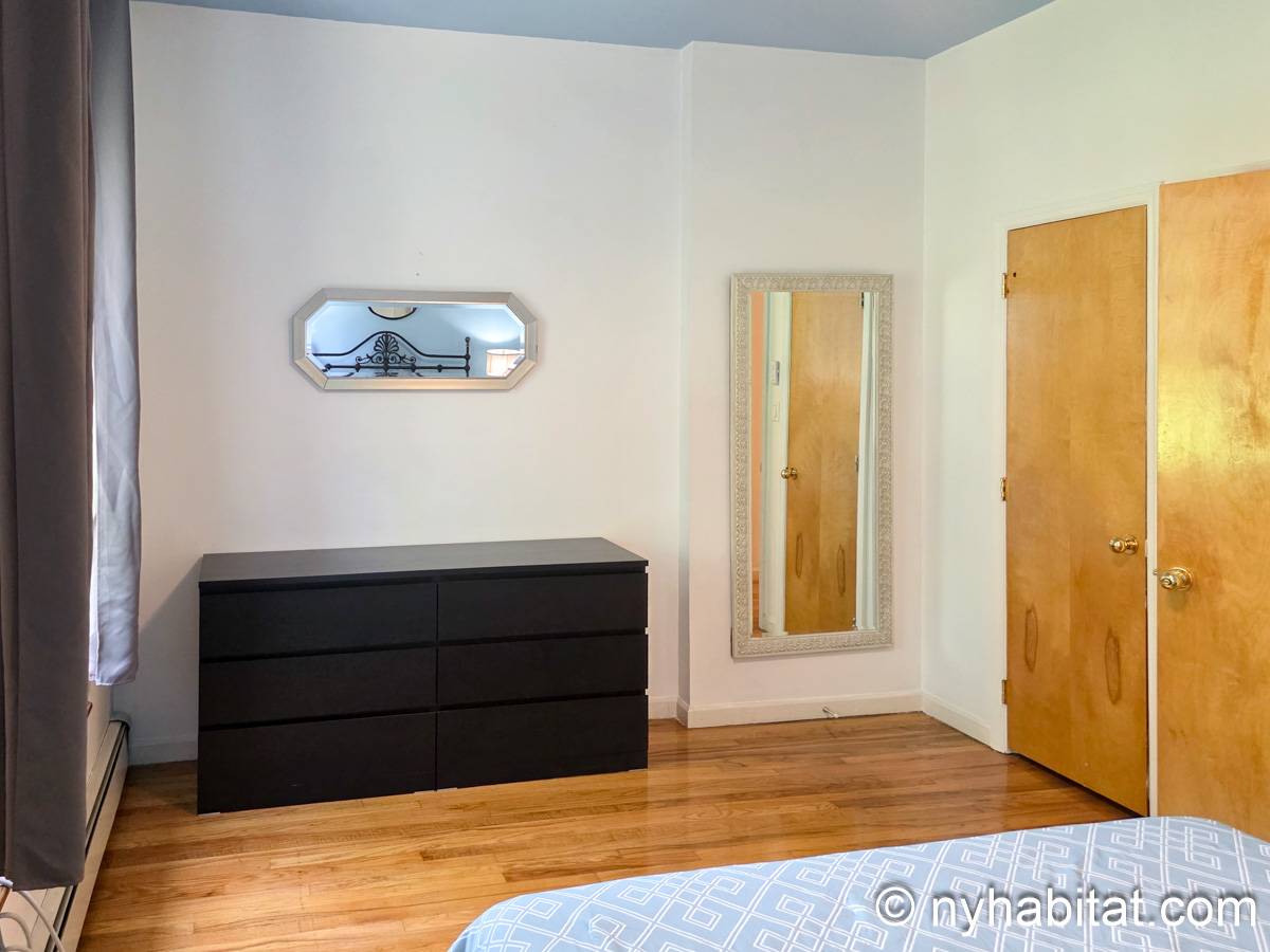 Schlafzimmer - Photo 2 von 6