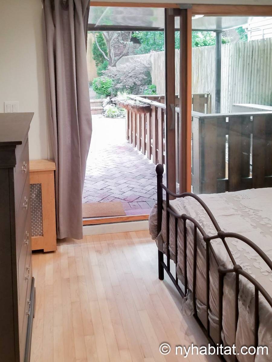 Schlafzimmer 1 - Photo 2 von 3