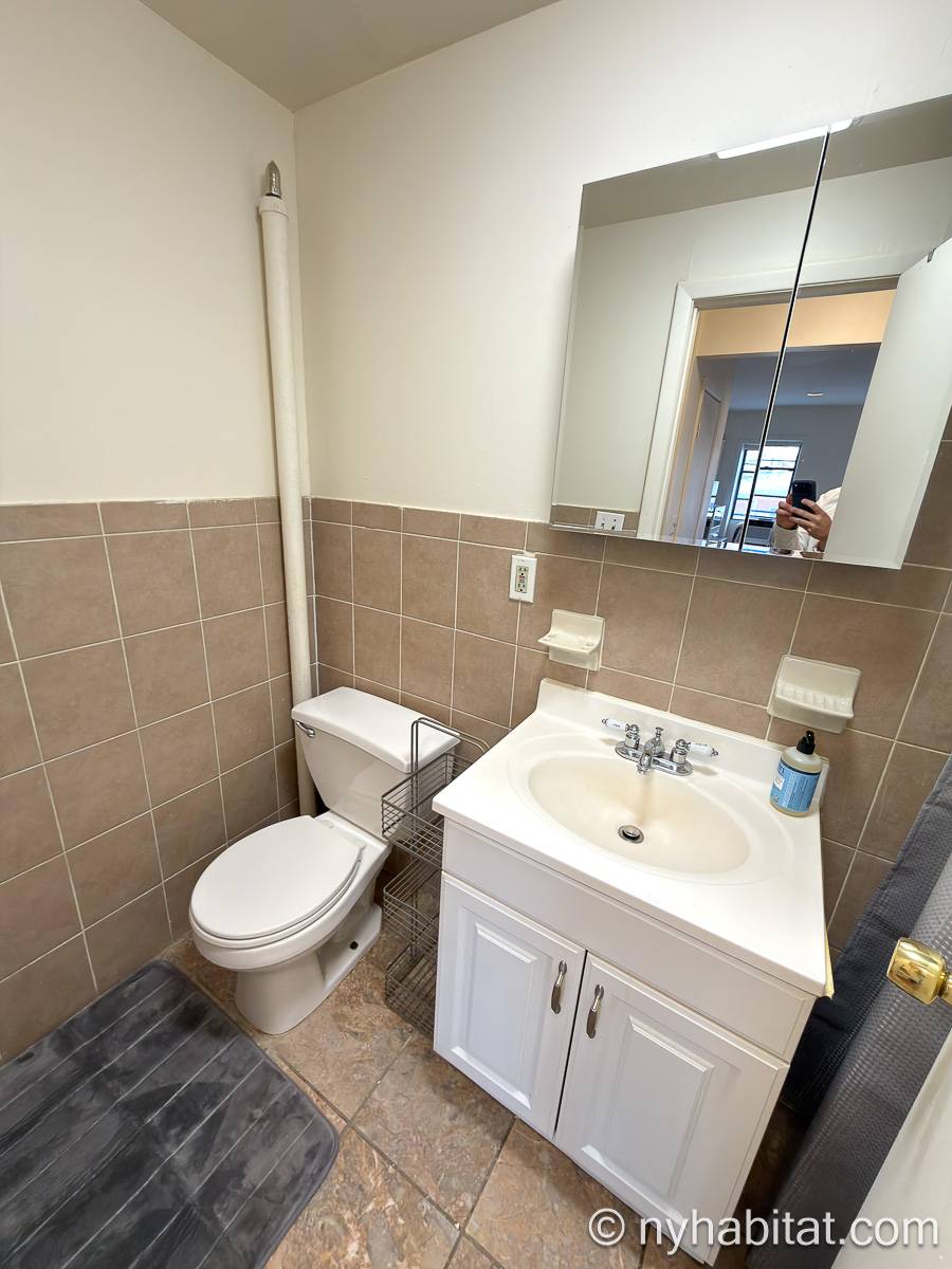 Ba&ntilde;o - Photo 2 de 2