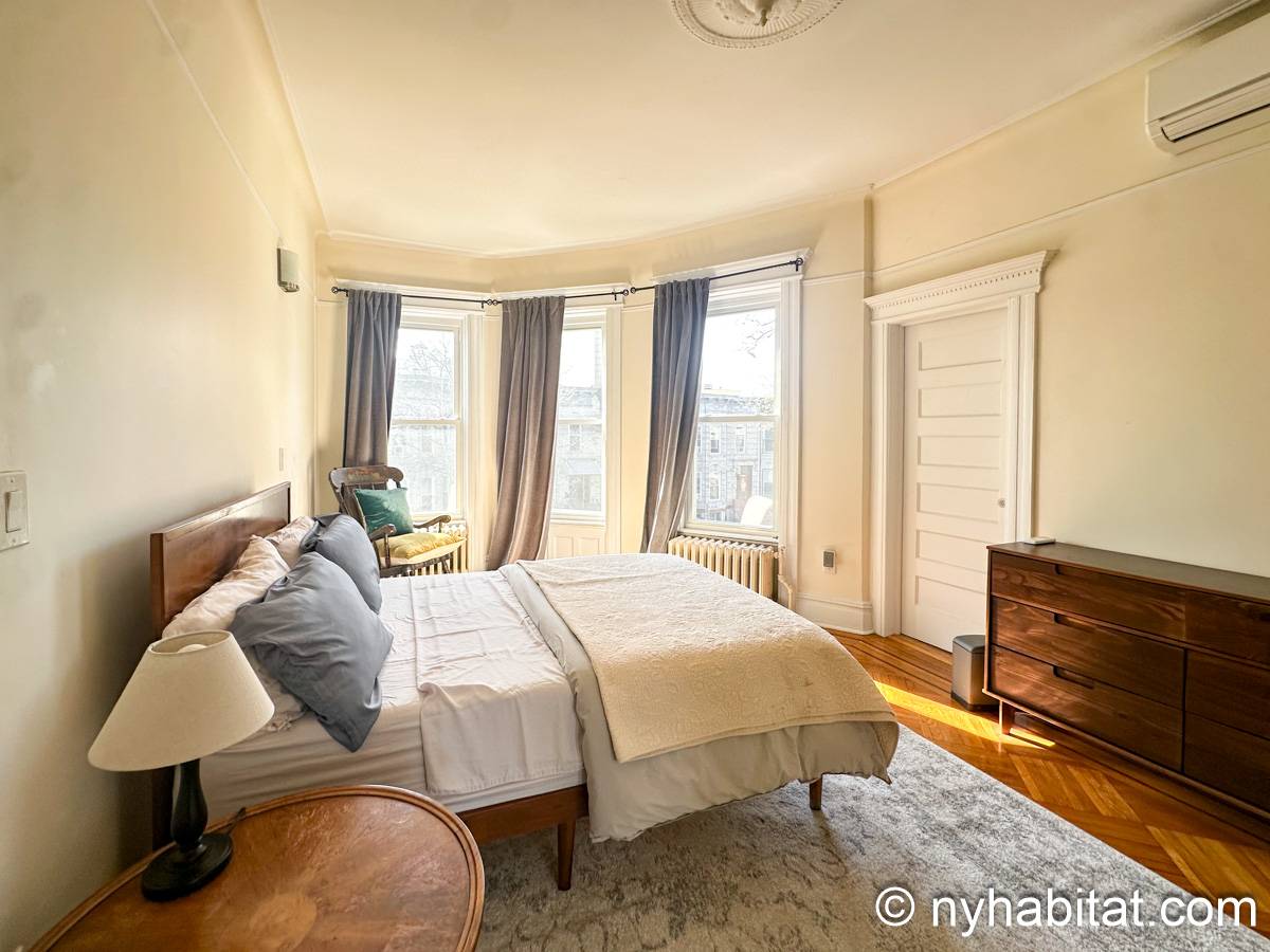 Schlafzimmer 1 - Photo 2 von 6