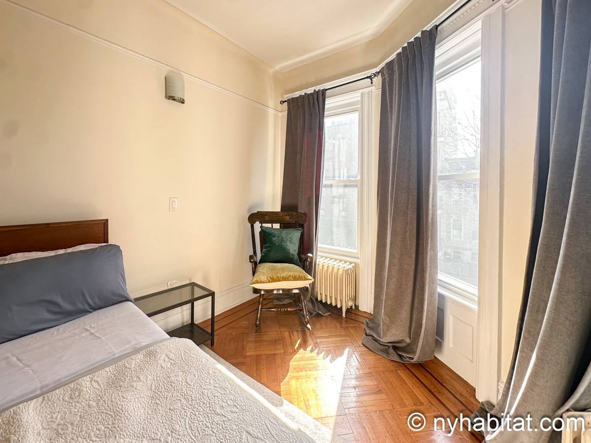 Schlafzimmer 1 - Photo 3 von 6