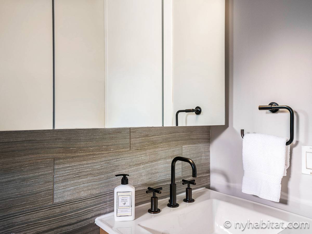 Bathroom 2 - Photo 1 of 2