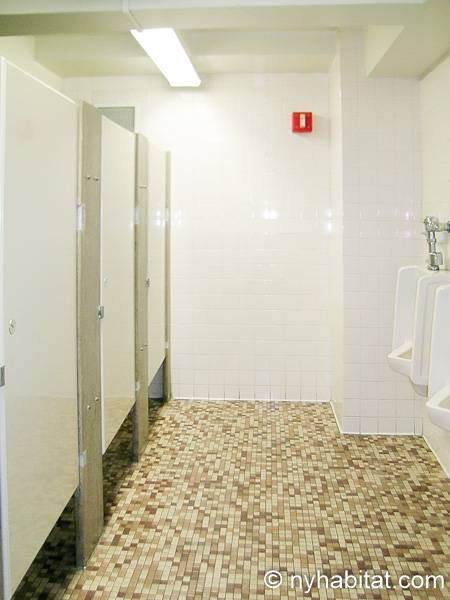 Salle de bain 1 - Photo 3 sur 4