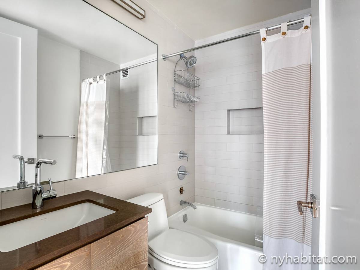 Badezimmer 1 - Photo 1 von 1 Badezimmer 1 - Photo 1 von 1