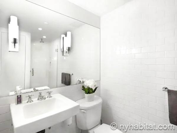 Bathroom 2 - Photo 1 of 2