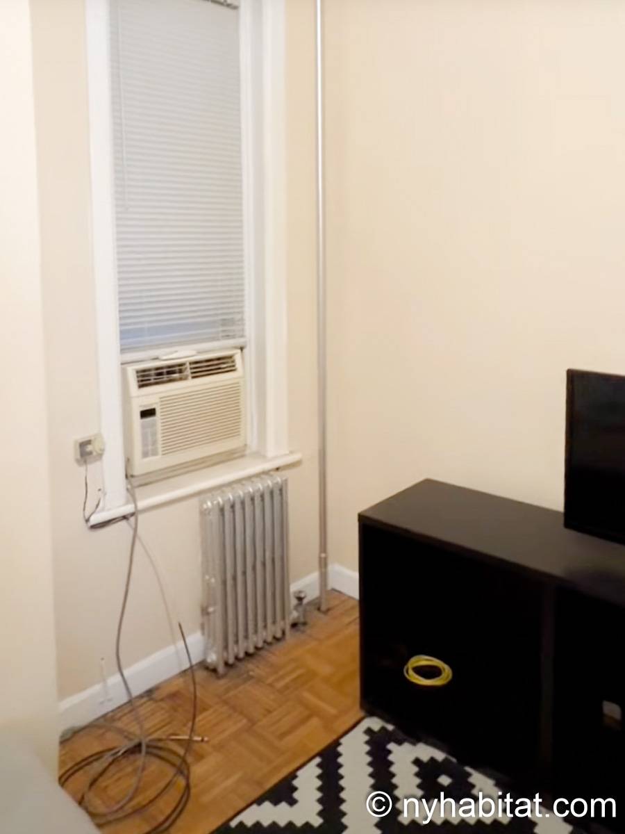 Living room 1 - Photo 4 of 4