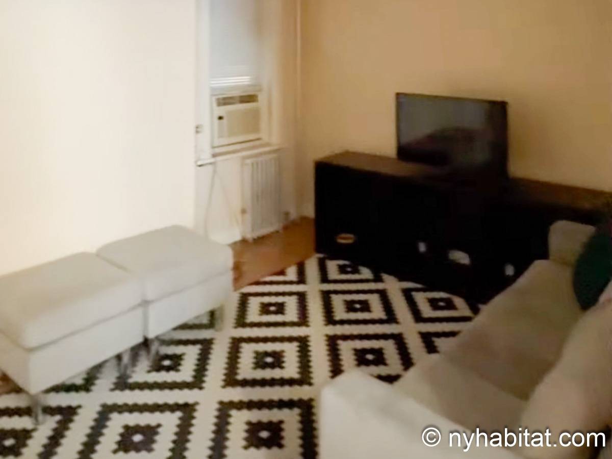 Living room 1 - Photo 1 of 4