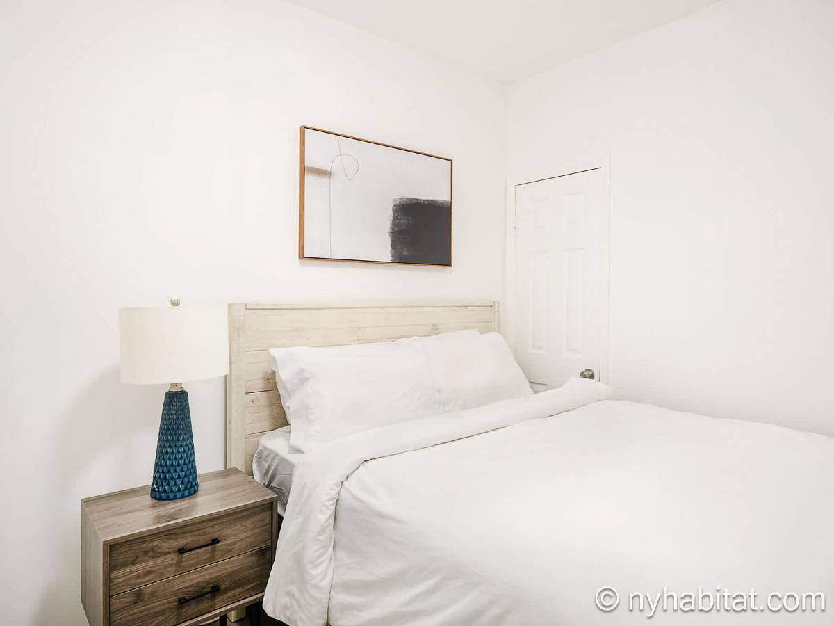 Bedroom 1 - Photo 2 of 3 Bedroom 1 - Photo 2 of 3