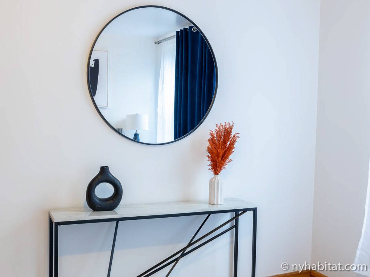 Bedroom 1 - Photo 10 of 11