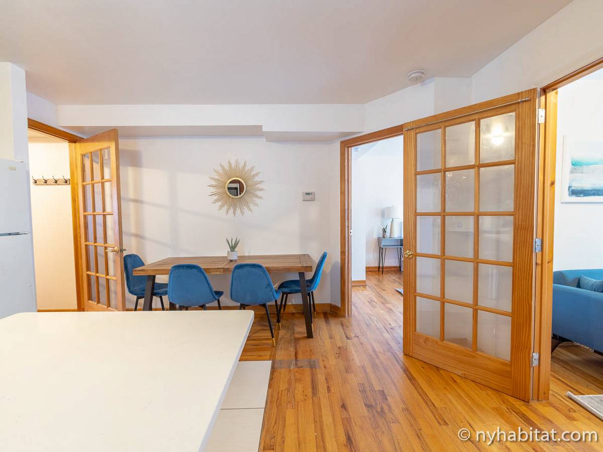 Kitchen - Photo 8 of 17