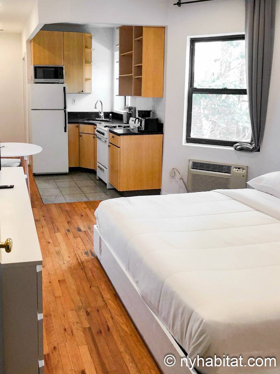 Living room - Photo 2 of 6 Living room - Photo 2 of 6