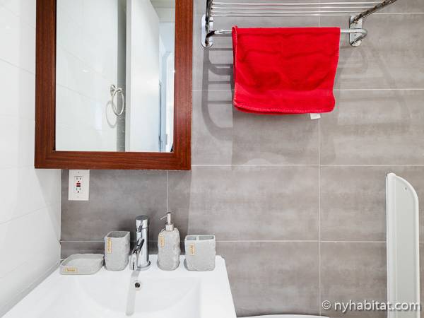 Baño - Photo 2 de 3