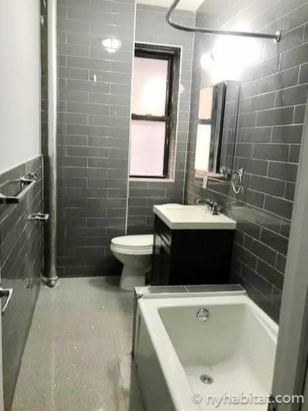 Badezimmer - Photo 1 von 1 Badezimmer - Photo 1 von 1