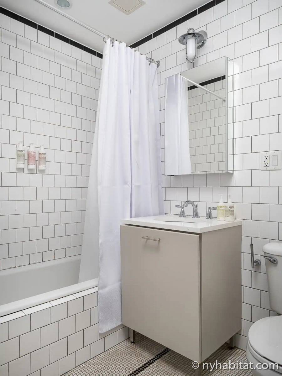 Bathroom 3 - Photo 1 of 1