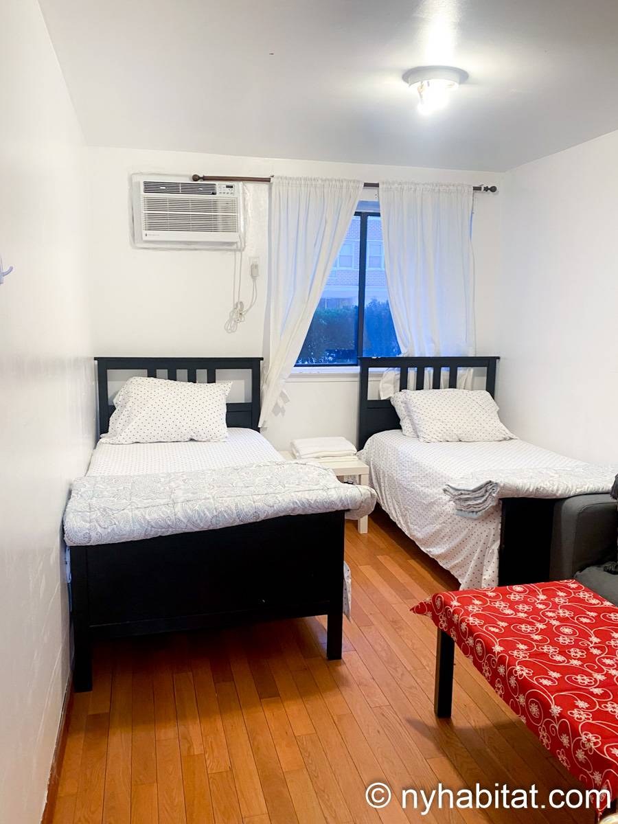 Schlafzimmer 2 - Photo 1 von 2