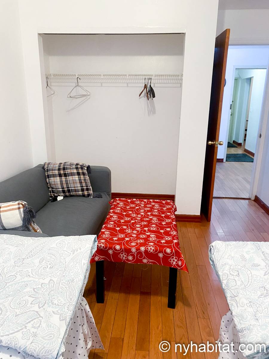 Schlafzimmer 2 - Photo 2 von 2