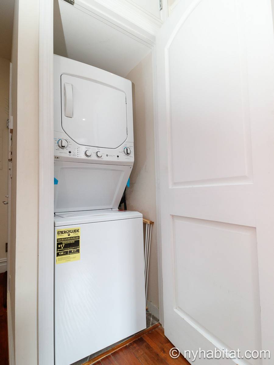 Kitchen - Photo 7 of 7