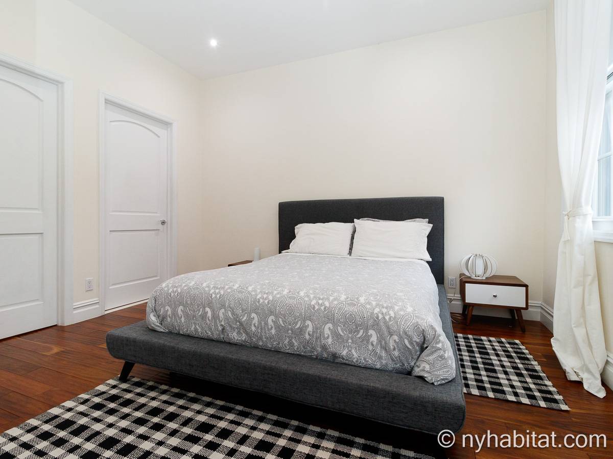 Bedroom 1 - Photo 4 of 9