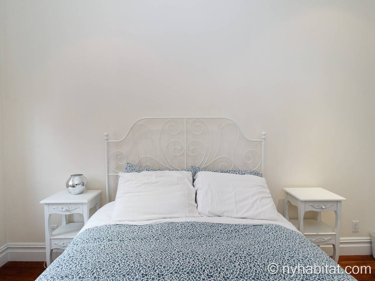 Bedroom 2 - Photo 2 of 7