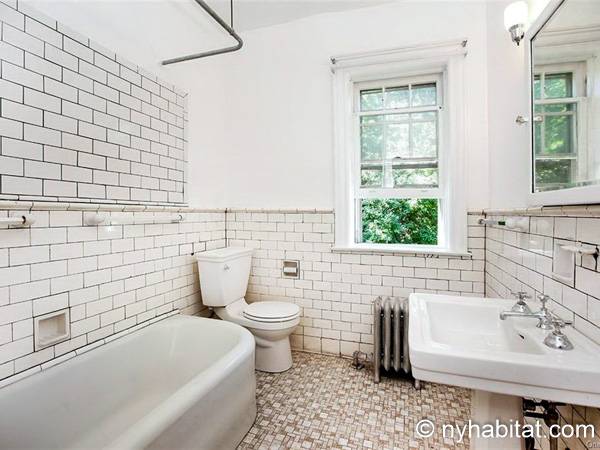 Baño - Photo 1 de 1 Baño - Photo 1 de 1