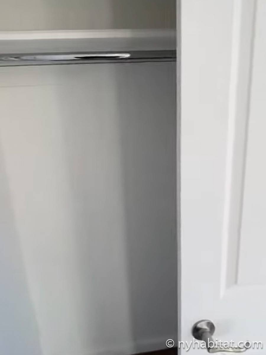 Bedroom - Photo 4 of 4