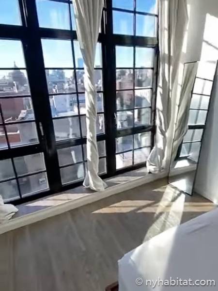 Bedroom - Photo 2 of 4