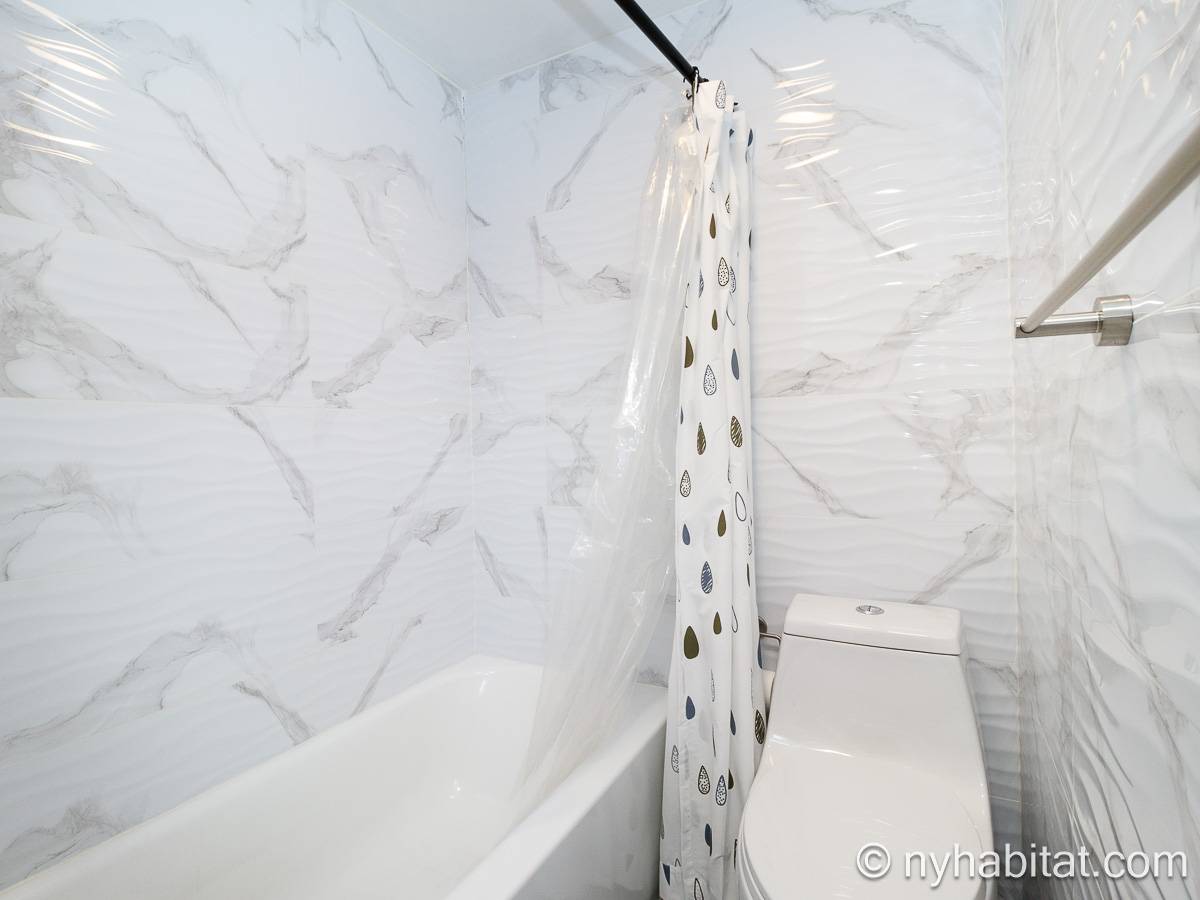 Salle de bain 1 - Photo 2 sur 6