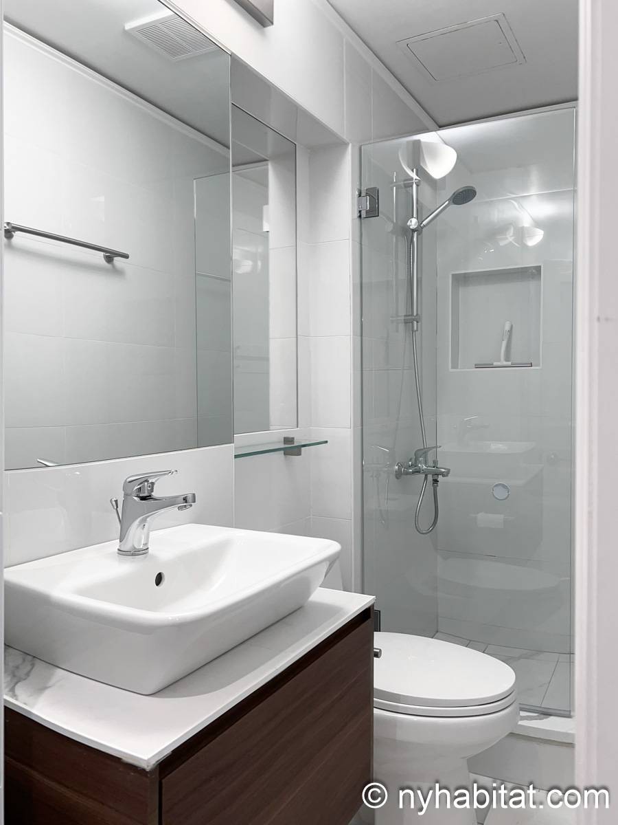 Bathroom 1 - Photo 1 of 1
