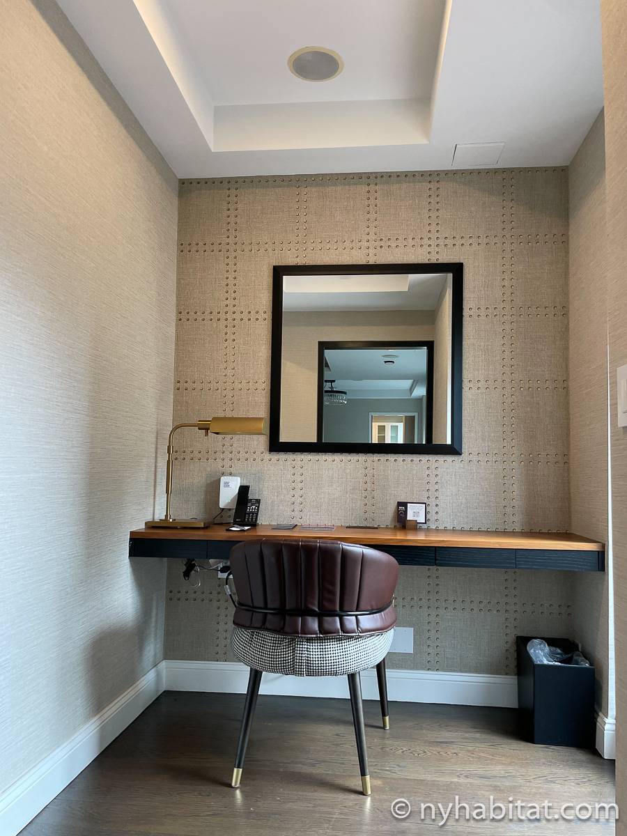 Living room - Photo 5 of 7 Living room - Photo 5 of 7