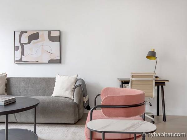 Living room - Photo 2 of 4