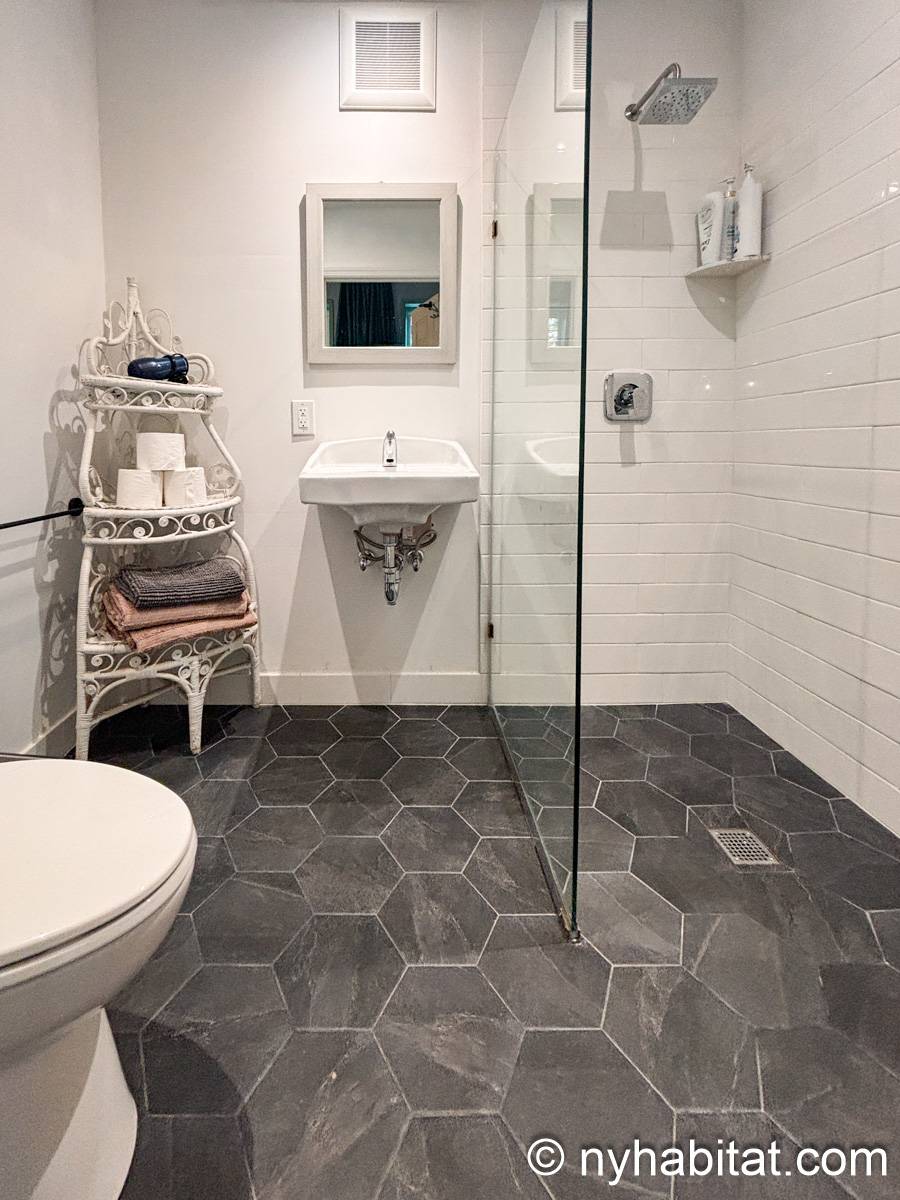 Ba&ntilde;o 2 - Photo 1 de 2