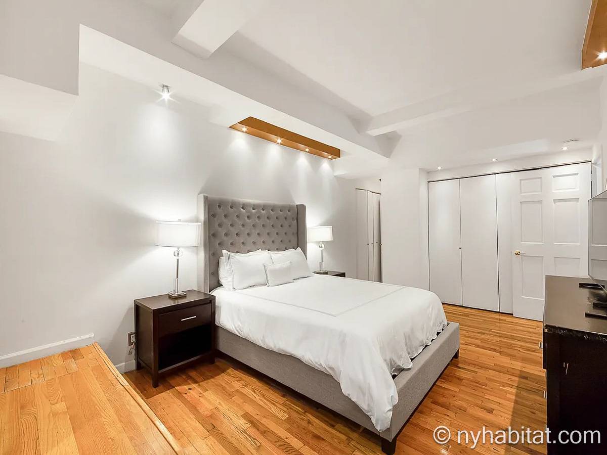 Bedroom - Photo 3 of 3