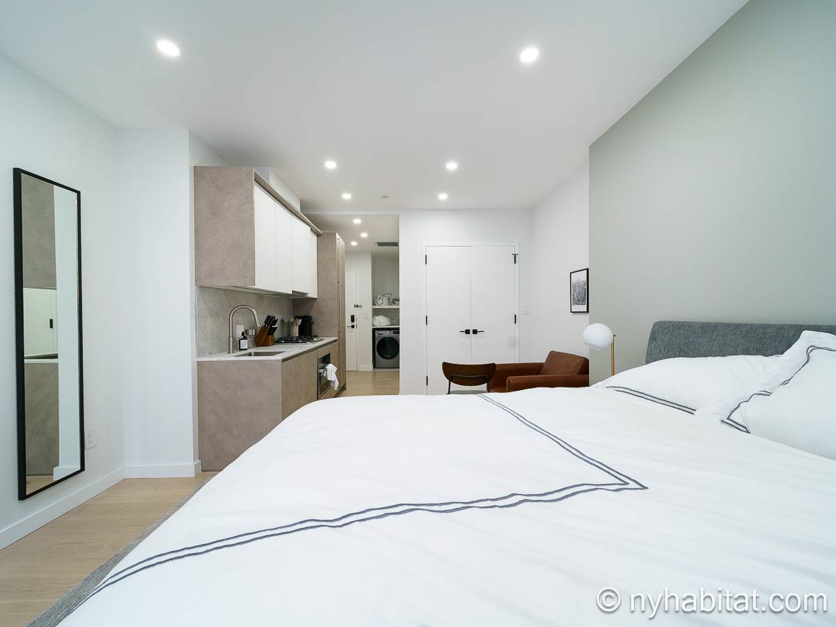 Living room - Photo 5 of 7 Living room - Photo 5 of 7