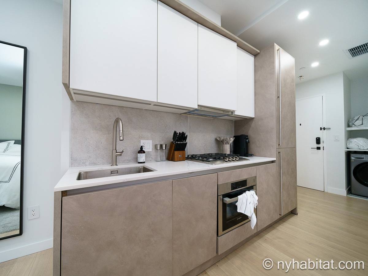 Kitchen - Photo 3 of 6 Kitchen - Photo 3 of 6