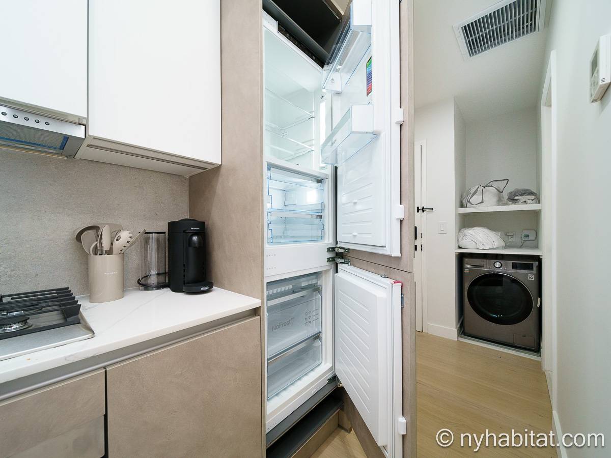 Kitchen - Photo 5 of 6 Kitchen - Photo 5 of 6