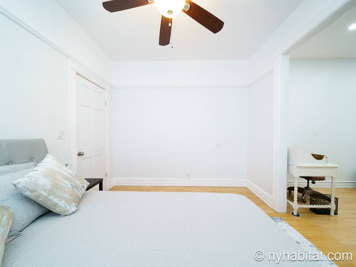 Bedroom 1 - Photo 3 of 5