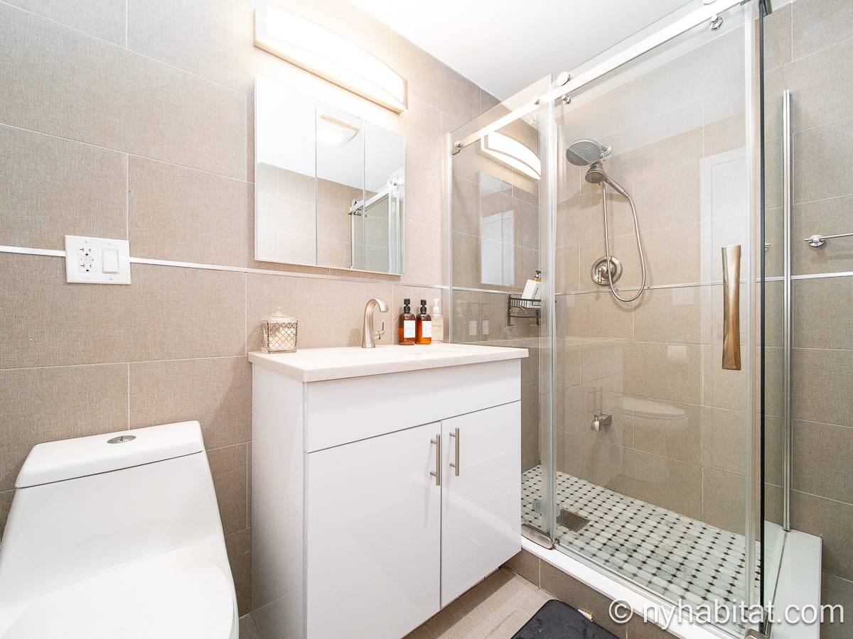 Baño 1 - Photo 3 de 3