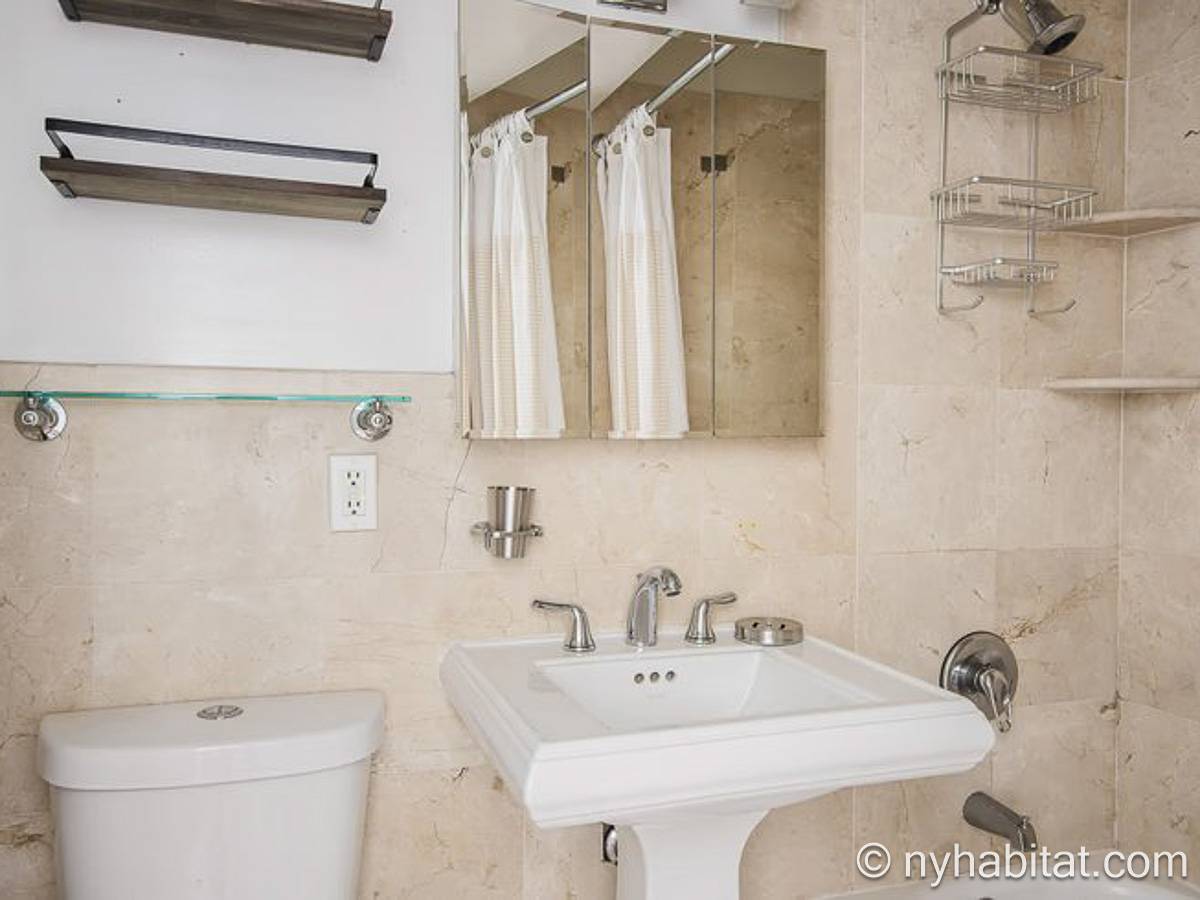 Bagno 1 - Photo 1 di 1