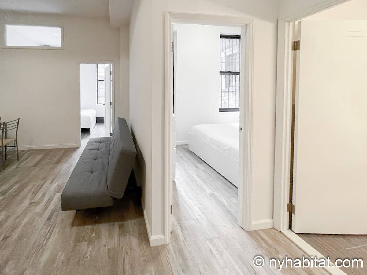 Living room - Photo 2 of 4