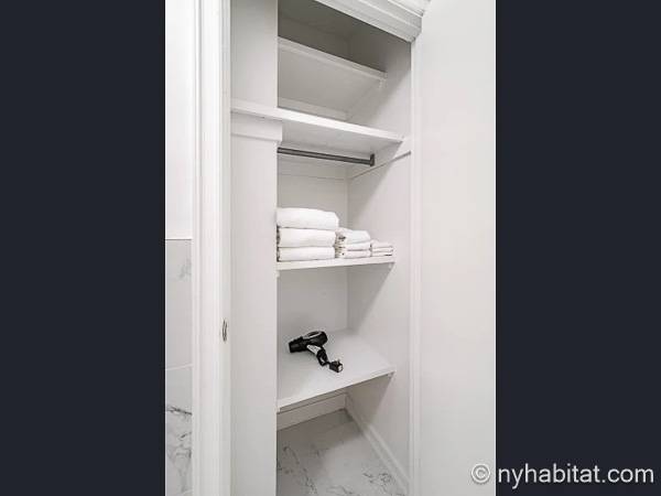 Baño - Photo 2 de 2