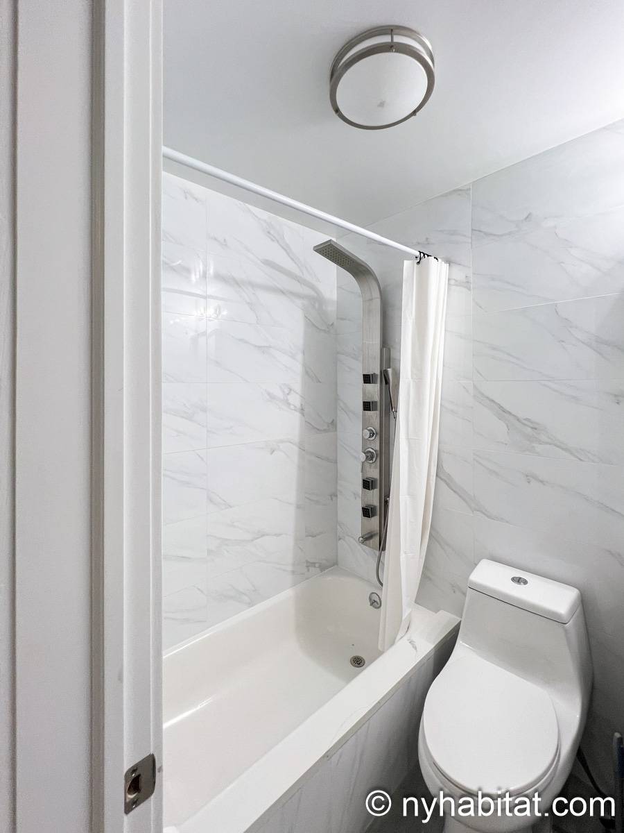 Salle de bain 2 - Photo 1 sur 3